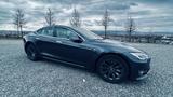 Tesla Model S - 2018 - graue Tesla Model S
