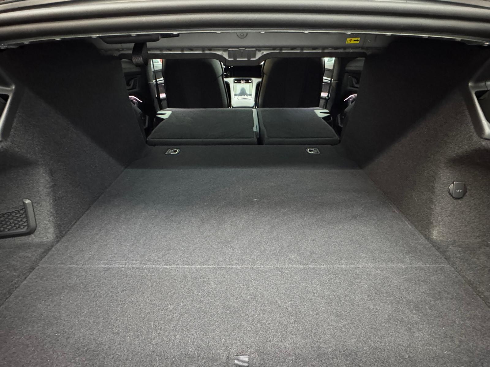 PORSCHE TAYCAN 4 S PERFORMANCE 571 CH 4X4 BVA - TOIT PANORAMIQUE - BOSE - HISTORIQUE ENTRETIEN COMPLET