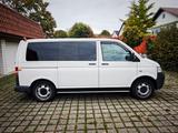 Volkswagen T5 Camper / TÜV NEU/ INSPEKTION NEU - gebrauchte VW T5 Caravelle aus dem Jahr 2009
