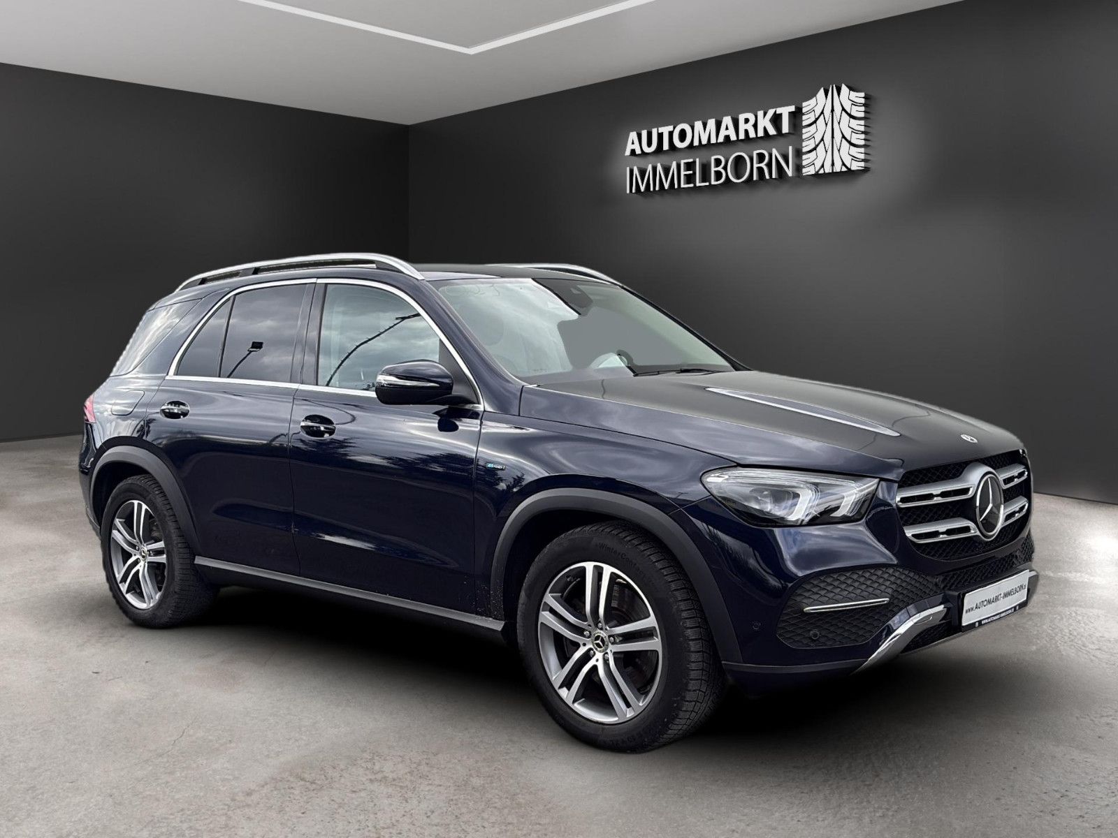 MERCEDES-BENZ GLE 350 de 4xSHZ*AHK*Distro*20*4Zonen*Burmest*