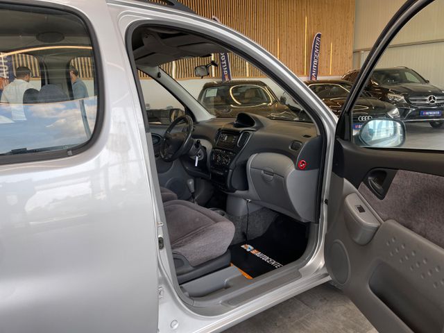 Toyota Yaris 1.3 linea sol *Klima*TÜV0826*AHK*