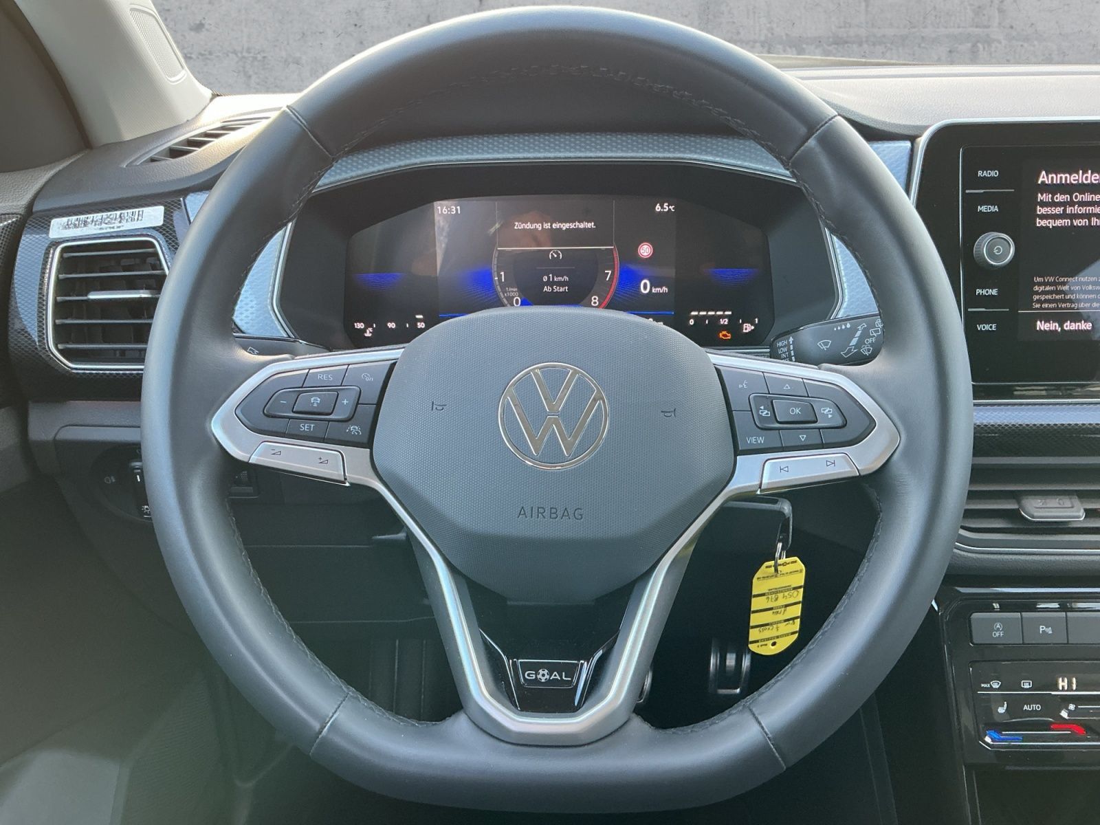 Volkswagen T-Cross - Bild 10