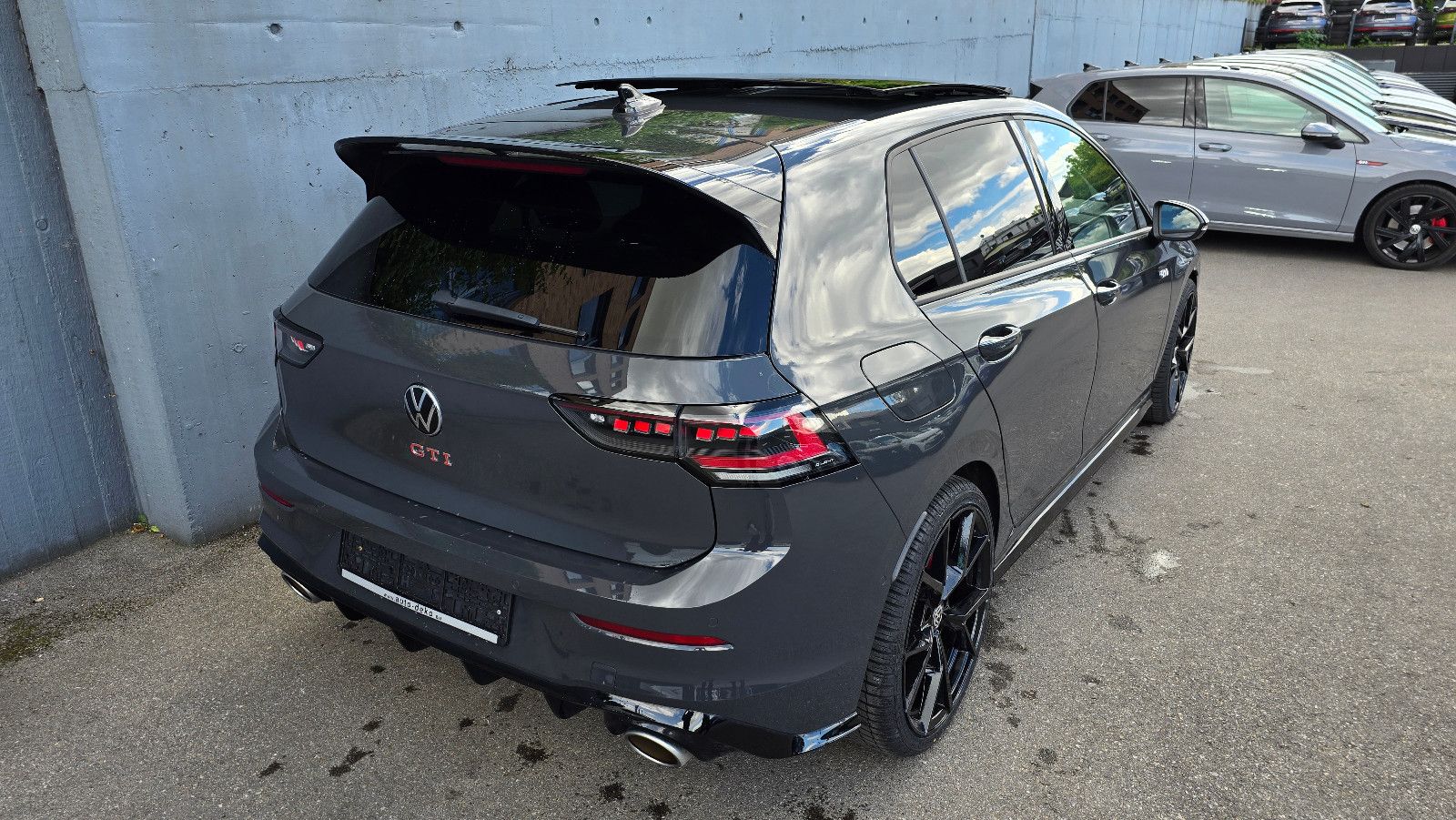 Volkswagen Golf 8.5 GTI Clubsport DSG Pano Matrix-3D DCC foto 3
