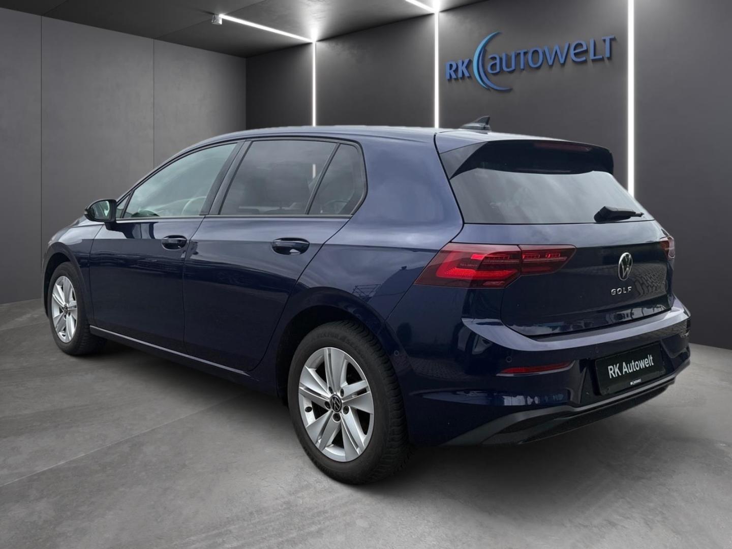 Volkswagen Golf 8 VIII Life 1.0 TSI El. Panodach Navi