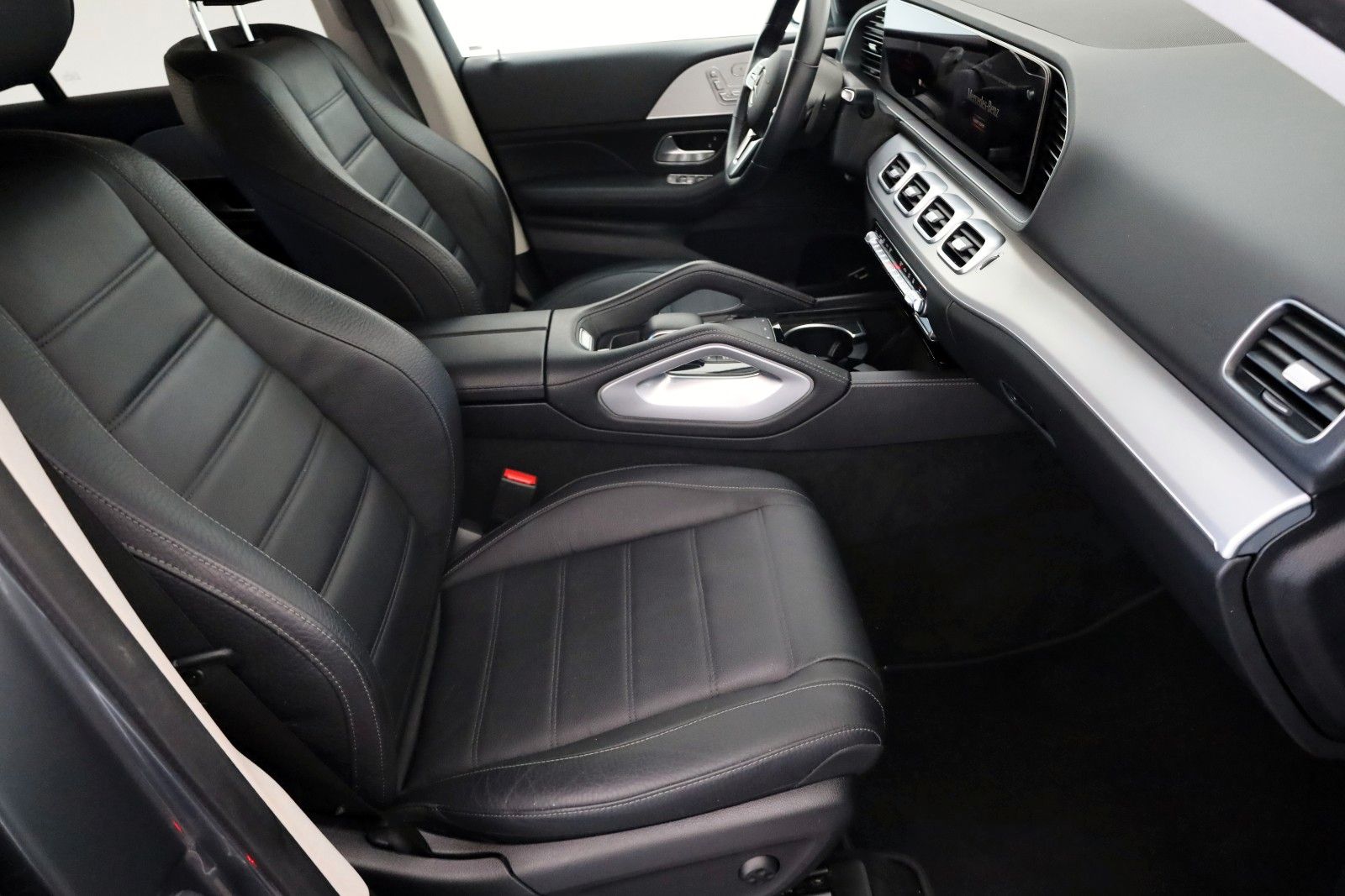 Fahrzeugabbildung Mercedes-Benz GLE 350 de 4Matic,Leder,Navi,LED,SH,360Kamer,AHK