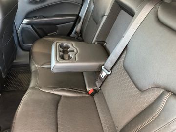 Bild 22 Jeep Compass Limited FWD