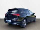 Volkswagen Golf VIII 1.5 eTSI DSG Life GR, RFF, LED, RKA, B - Gebrauchtwagen in Neubrandenburg