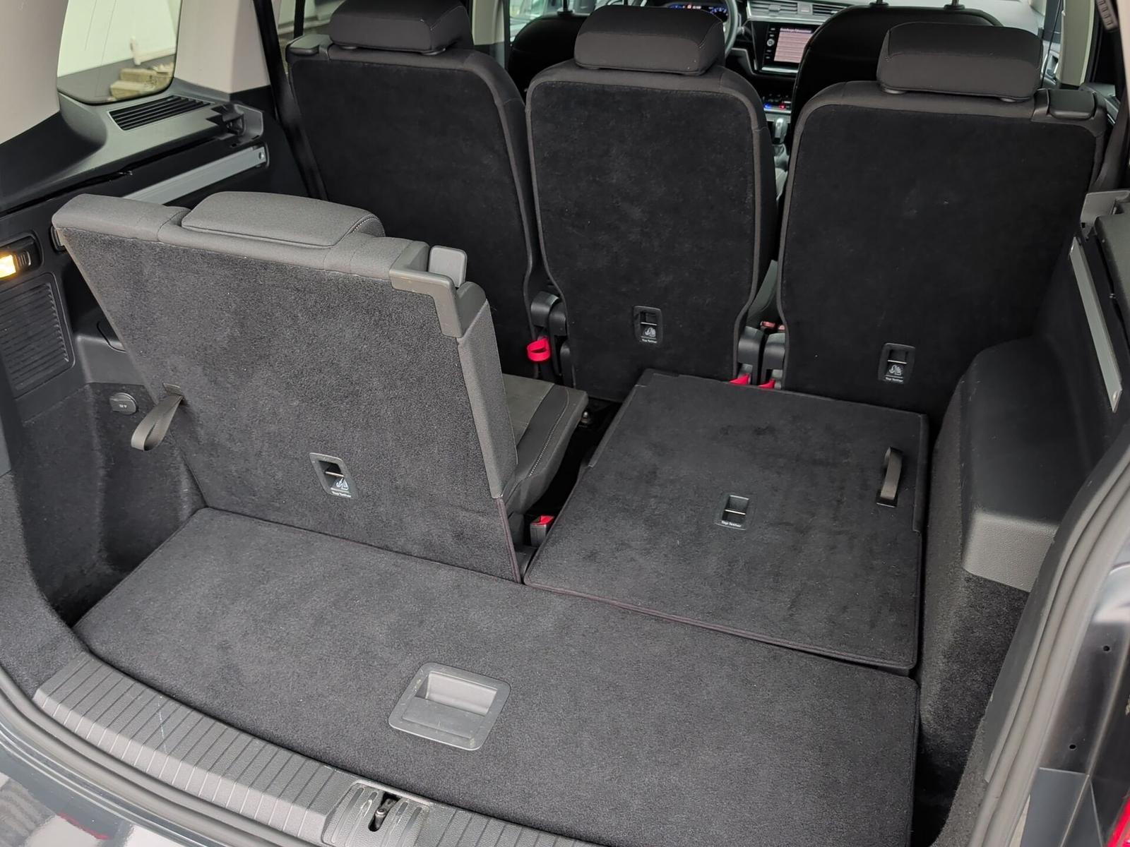 Volkswagen Touran 1.5 TSI High DSG 7Sitze+Standhzg+ACC+Kame, миниатюра 30