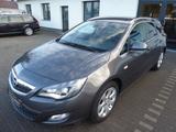 Opel Astra J Sports Tourer Innovation - Opel Astra aus 2011: Kombi