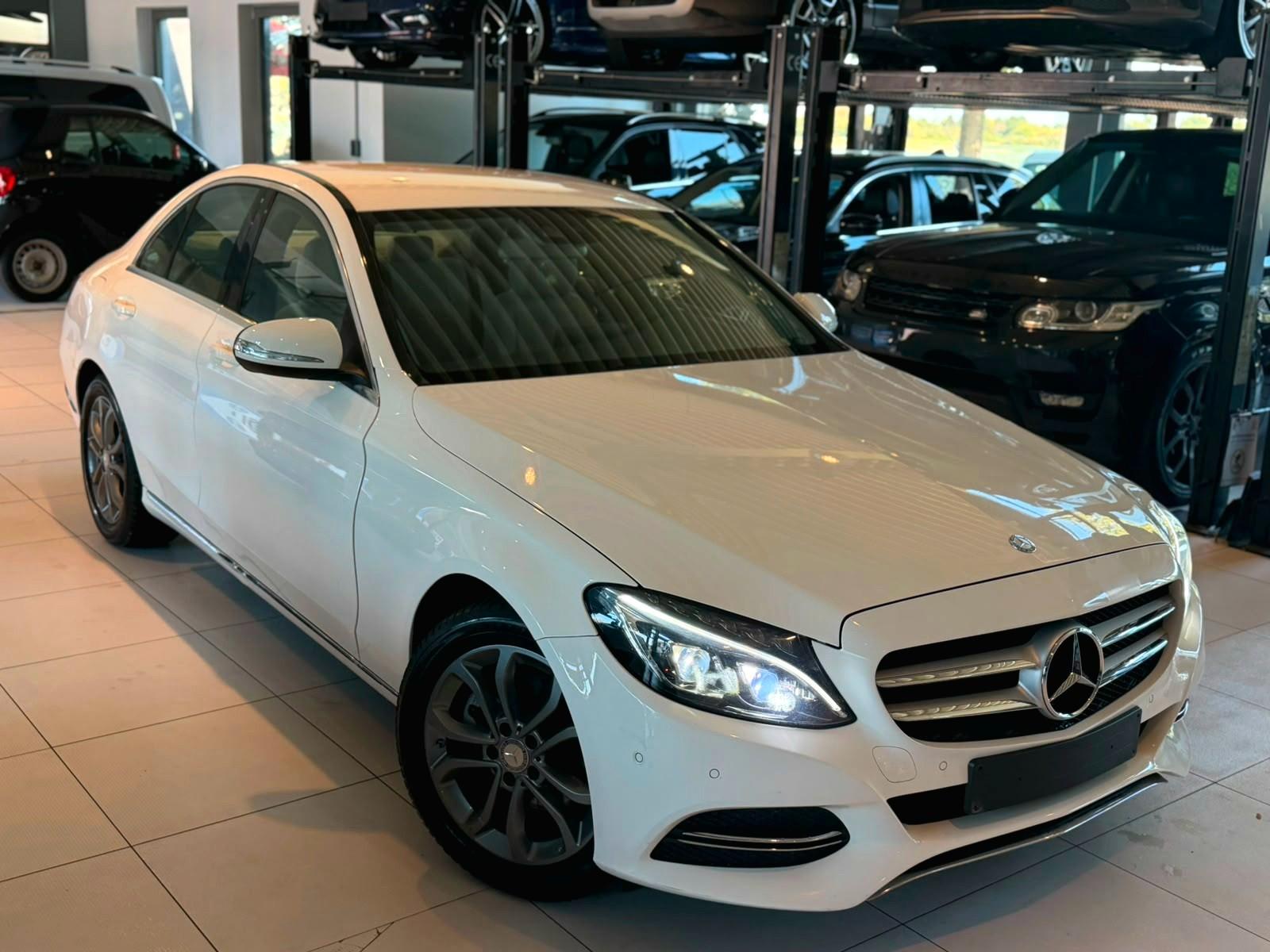 Mercedes-Benz C 200CGI"AVANTAGARDE"NAVI/LED/BURMESTER/TOP"