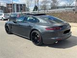 Porsche Panamera Turbo Turbo - Porsche Panamera in Stuttgart