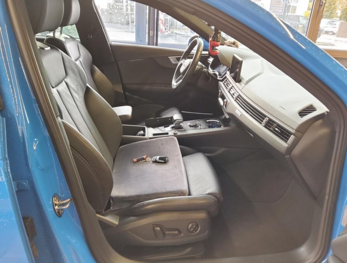 Fahrzeugabbildung Audi A4 Avant 45 TFSI quattro S-LINE TURBO-BLUE B&O