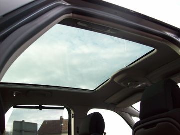 Bild 11 Citroën C4 SpaceTourer 1.2 Pano Klimaau PDC+Kam SHZ Navi