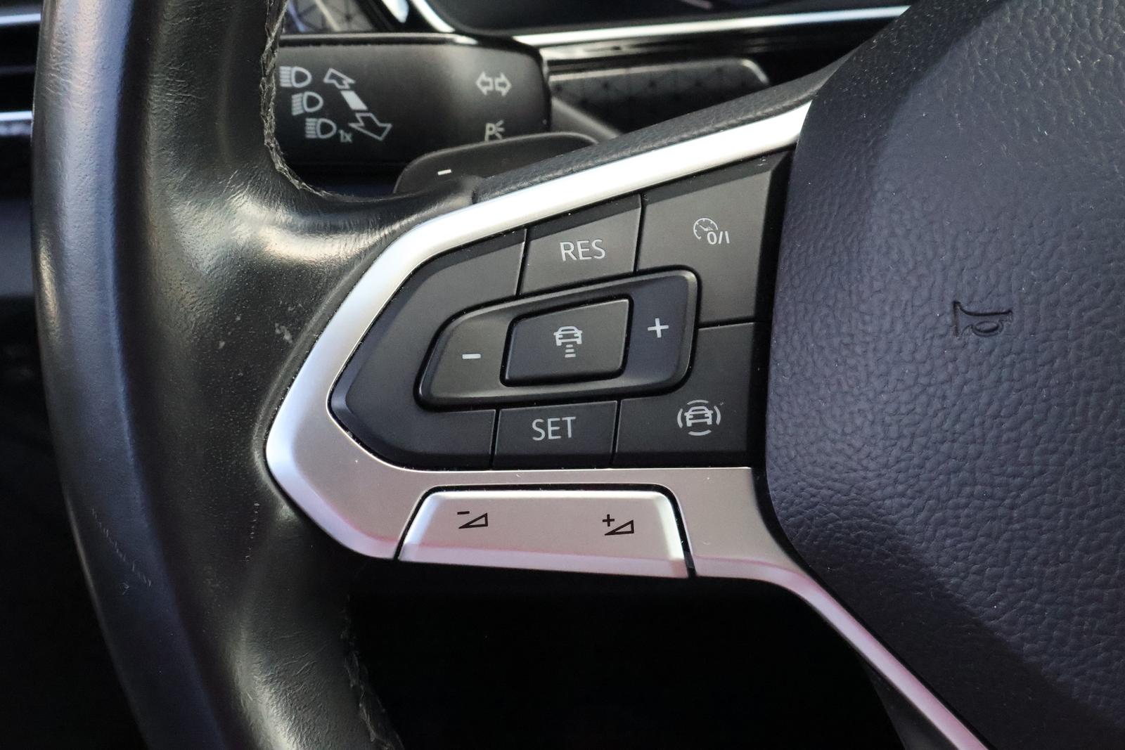Volkswagen T-Cross 1.0 Basis Navi Tempomat Sitzheizung PDC