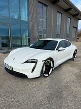 Porsche Taycan Performancebatterie Plus MwSt ausweisbar - Porsche Taycan: Sportwagen