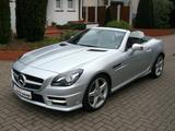 Mercedes-Benz SLK 200 Taschentuch gepfleg 7G-Tronic AMG Line - Mercedes-Benz SLK 200 aus 2012: AMG