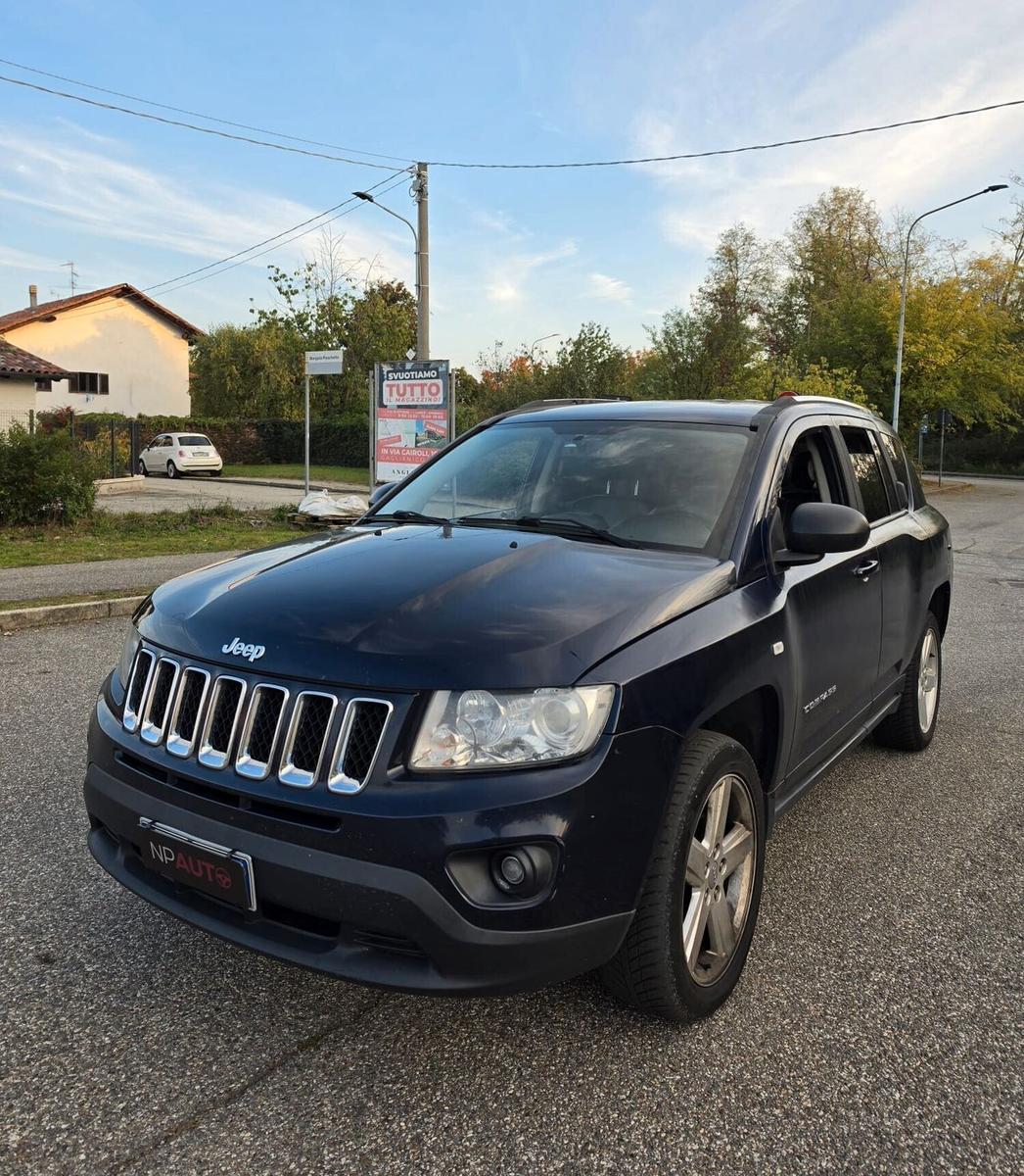 Jeep Compass 2012 — rear view