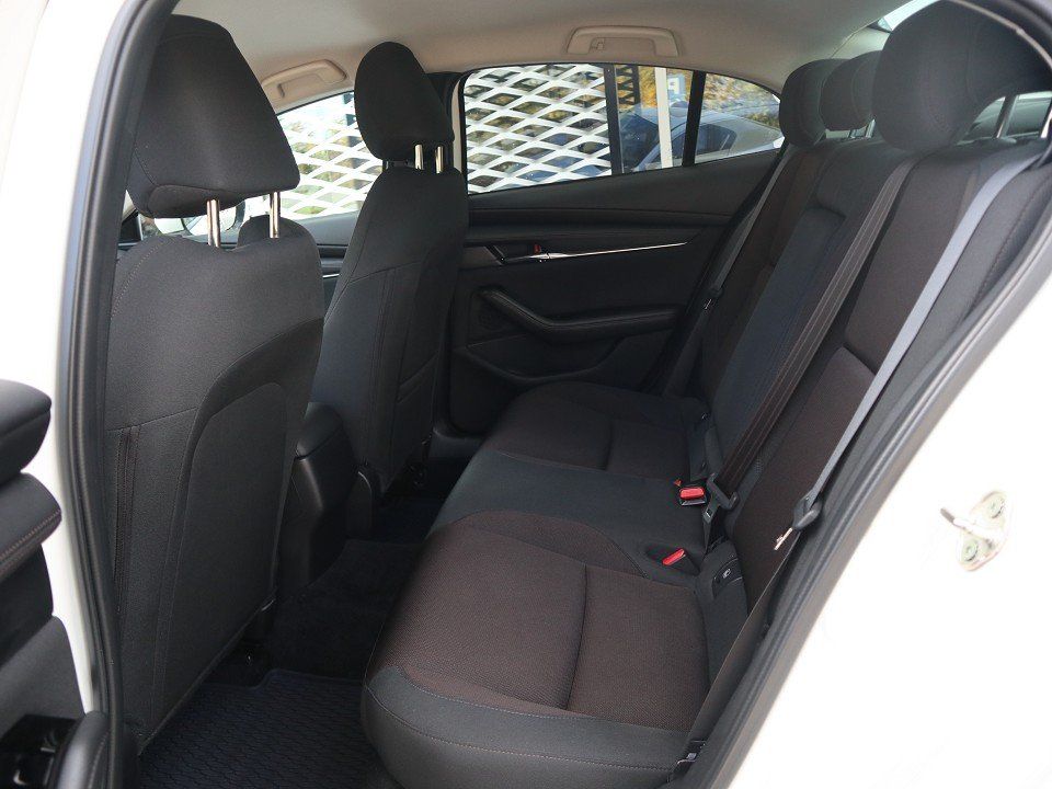 Fahrzeugabbildung Mazda 3 FB M-Hybrid Selection X-186 PRE-P DES-P NAVI A