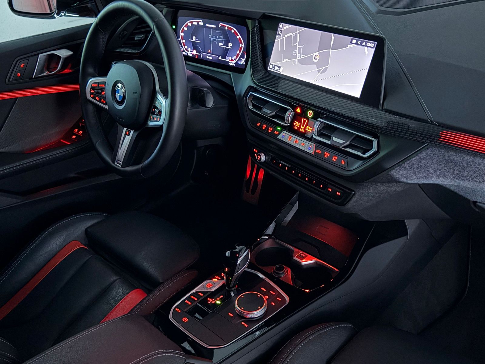 Fahrzeugabbildung BMW M235 i xDrive Edition ColorVision/H&K/HuD/DE FZG