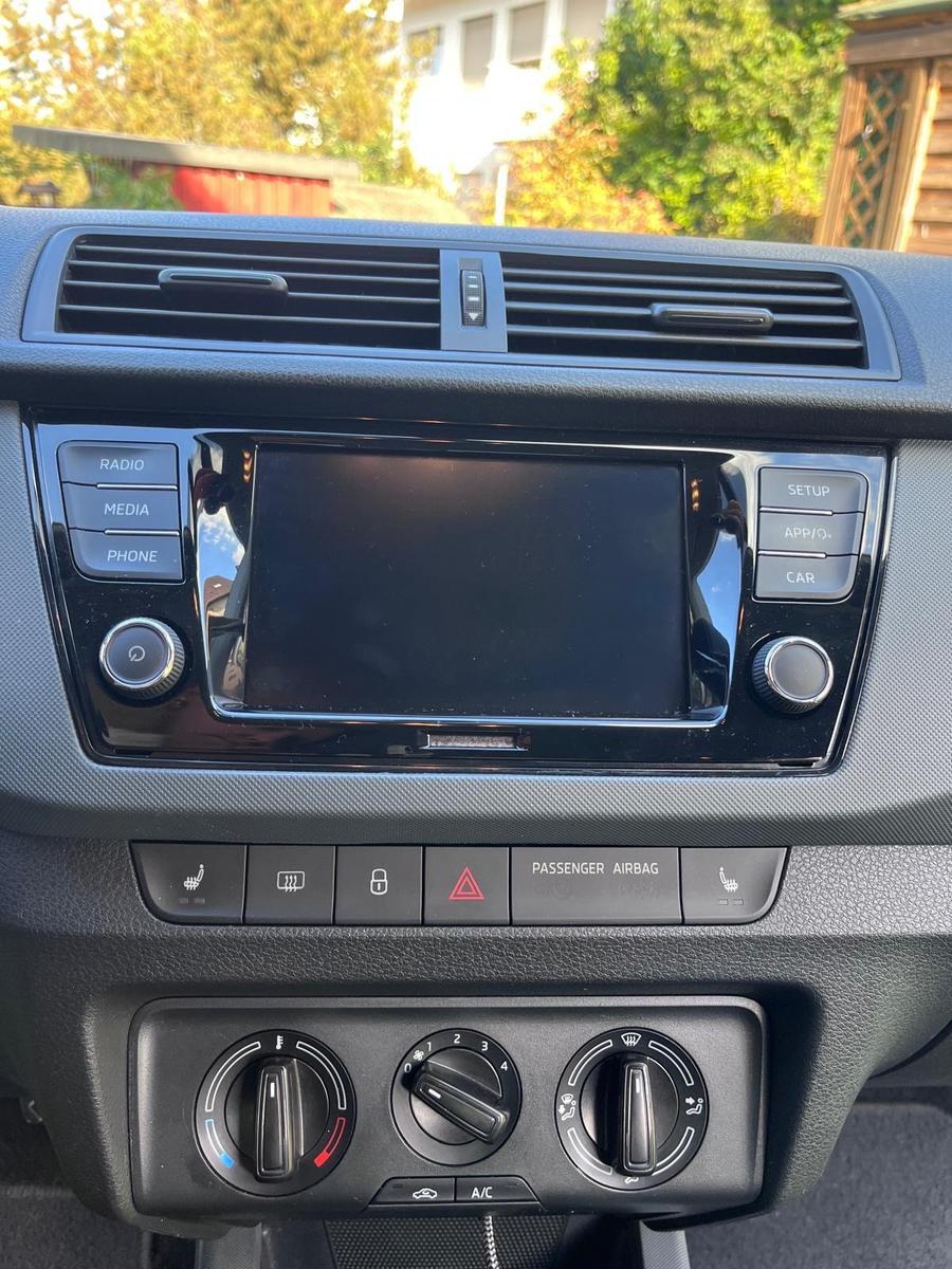 Skoda Fabia mit Sitzheizung und Apple CarPlay 