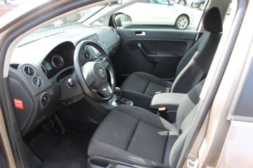 Volkswagen Golf - 9