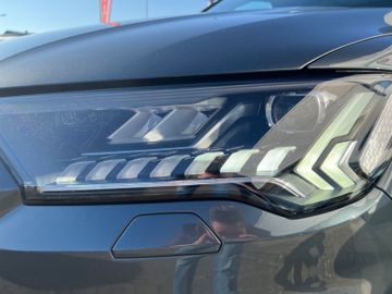 Fahrzeugabbildung Audi SQ7 4.0 quattro TDI Pano 7 Sitzer 22" uvm