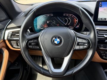 BMW 530 - 11