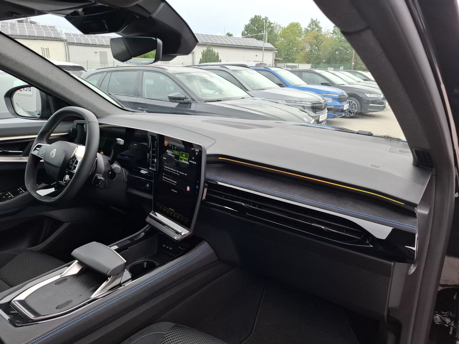 Fahrzeugabbildung Renault Austral 1.2 Voll-Hybrid 200 E-Tech Esprit Alpine
