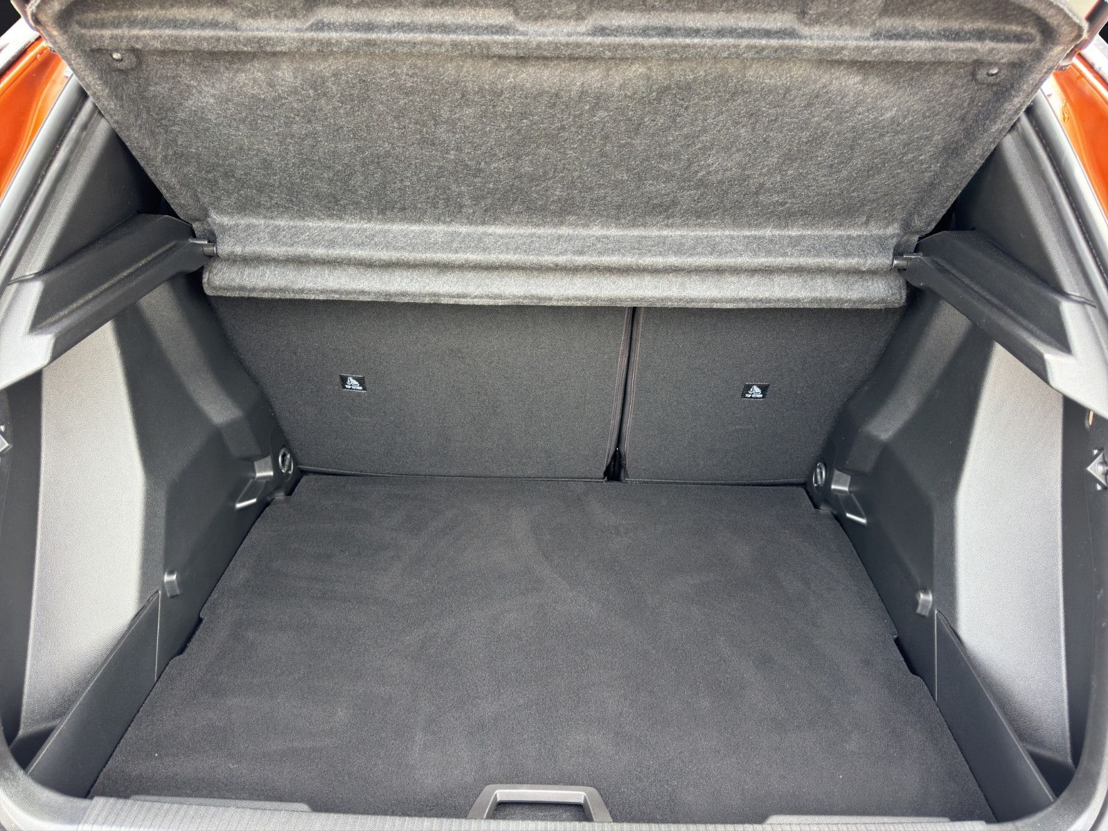 Fahrzeugabbildung Peugeot 2008 GT Pack*180° Cam*ACC*Sportpaket*Keyless