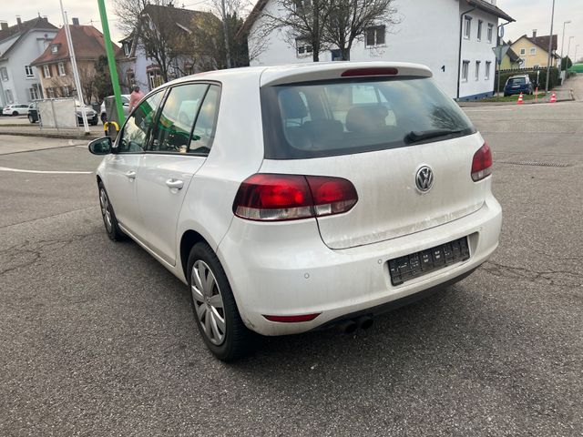 Fahrzeugabbildung Volkswagen Golf VI Highline