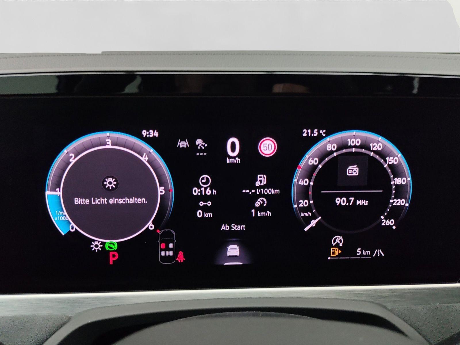 Volkswagen Passat Variant 2.0 TDI DSG 4M R-LINE LM18 MATRIX