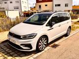 Volkswagen Touran 2.0 TDI SCR 140kW DSG Highline Highline - VW Touran Gebrauchtwagen in Freiburg