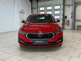 Skoda Octavia Combi 1.5 TSI DSG Selection Plus Navi AC - SKODA Octavia Selection mit Benzin-Antrieb