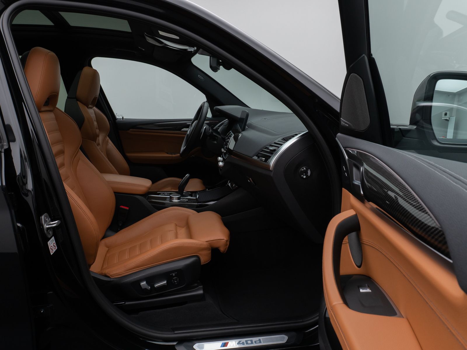 Fahrzeugabbildung BMW X3 M40d Panorama 360°HUD DAB H/K AHK Komfort 21"