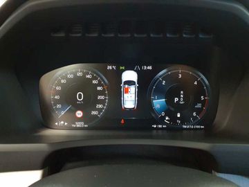 Volvo XC90 - 11