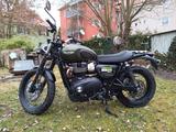 Triumph Street Scrambler 900 - TRIUMPH 900 SCRAMBLER