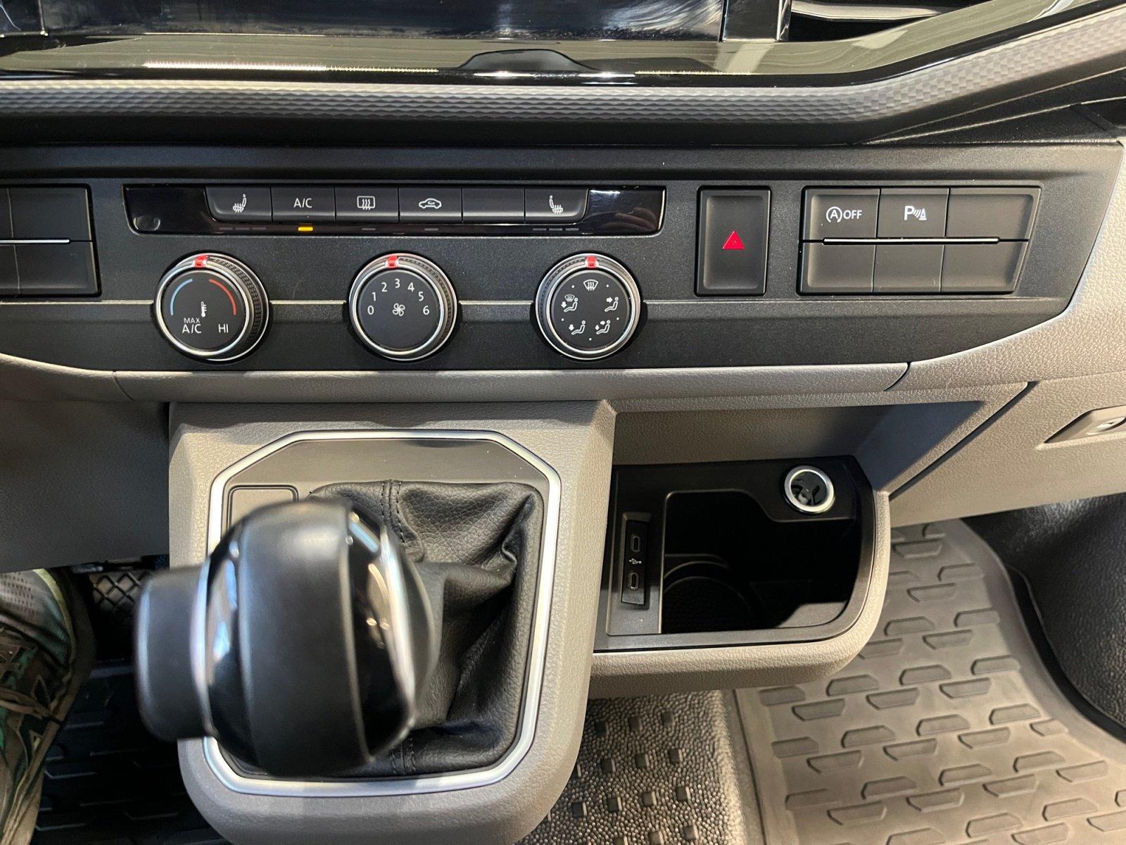 Volkswagen T6.1 Transporter Plus Mixto LR 2.0TDI DSG 4x4 AH