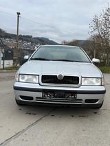 Skoda Octavia Combi 1.9 TDI SLX 66kW SLX - gebrauchte Skoda Octavia aus dem Jahr 2000