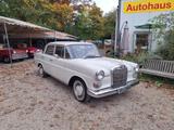 Mercedes-Benz 200D W110 SSD TÜV NEU + H-Kennzeichen - Mercedes-Benz 200: S200