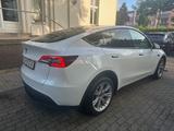 Tesla MODEL Y LONG RANGE DUAL MOTOR AWD PANORAMA|LEDER - Tesla Model Y Gebrauchtwagen in Berlin