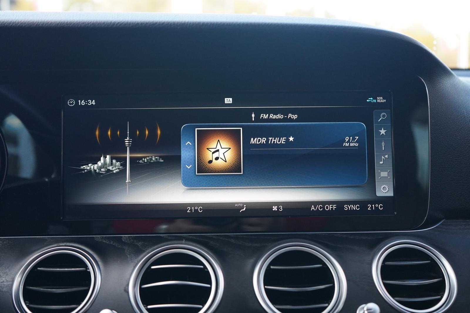 Mercedes-Benz E220 dT-Modell Avantgarde Klimaaut. Navi LED AHK