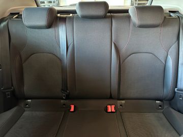 Seat Leon FR Lim. 5-Türer*2.HAND*SCHECKHEFT*LED*TOUCH