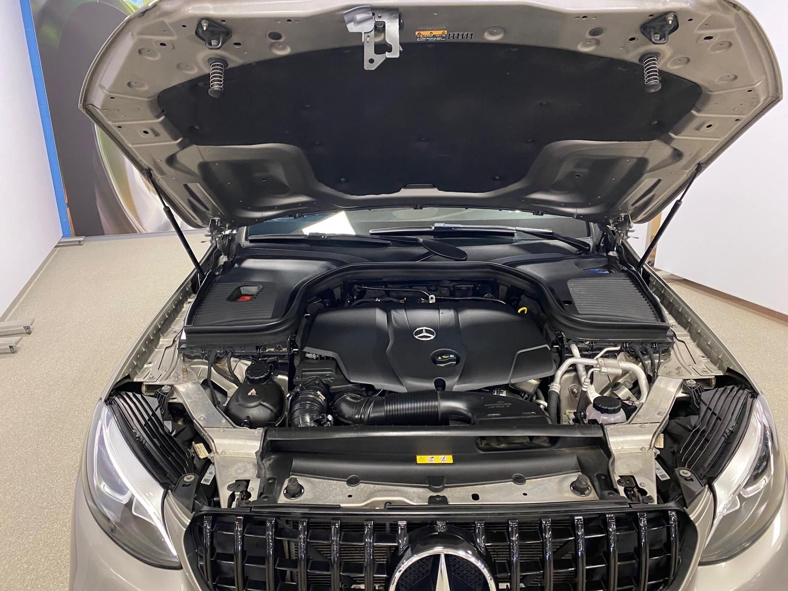 Fahrzeugabbildung Mercedes-Benz GLC 250 CDI 4Matic AMG Line+NAVI+AHK+ALLRAD+