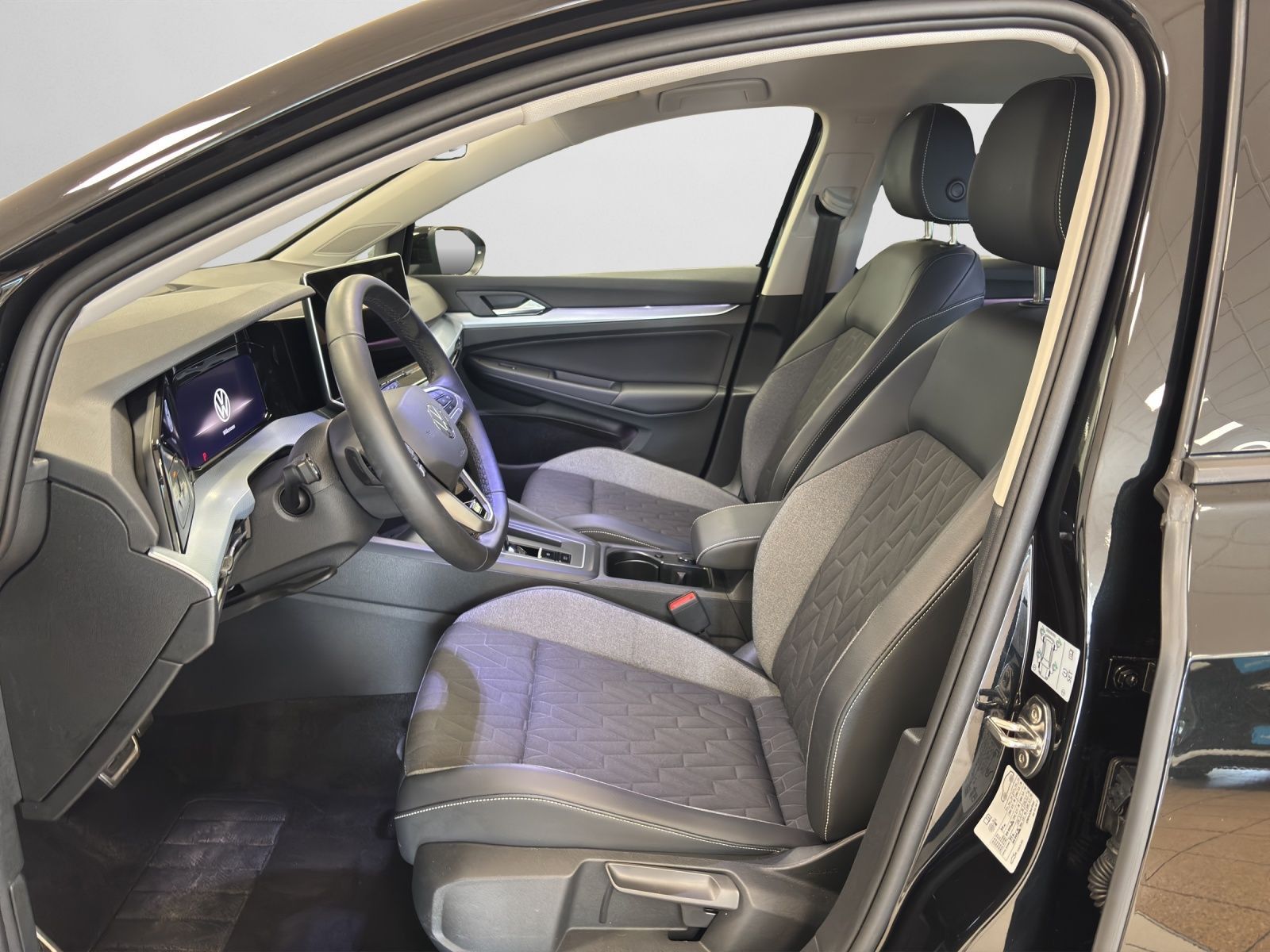 Volkswagen Golf - Bild 13