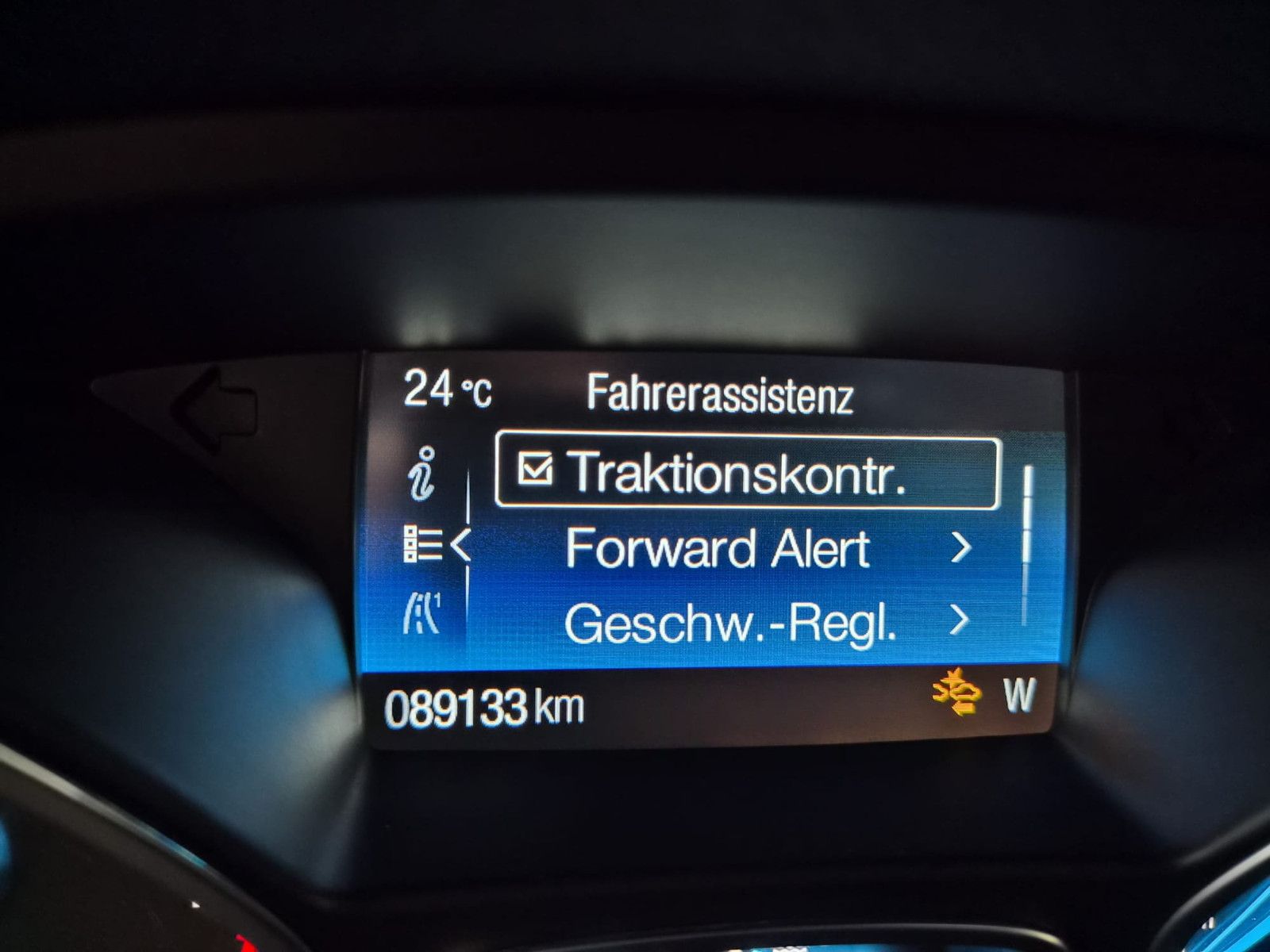 Fahrzeugabbildung Ford Kuga ST-Line/Xenon/GARANTIE/1. HAND