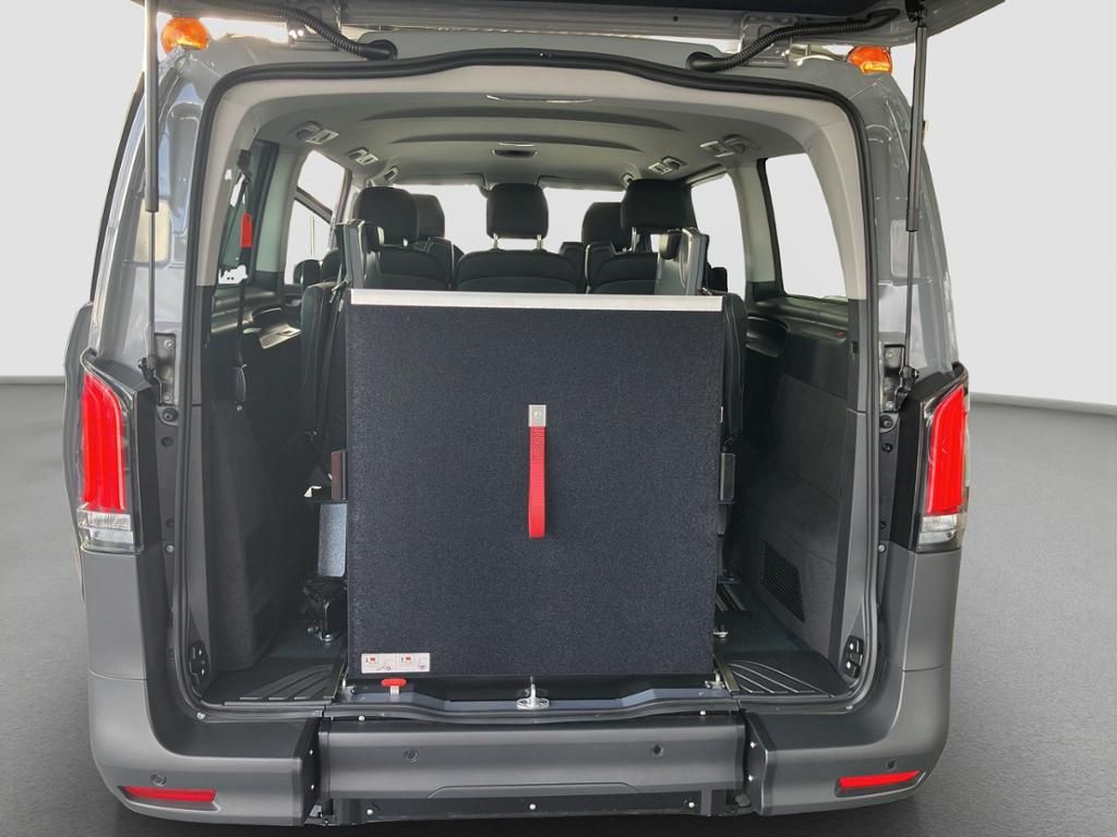 Fahrzeugabbildung Mercedes-Benz Vito 116 CDI Tourer PRO Lang Rollstuhl Heckumbau