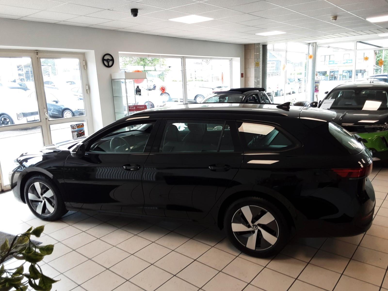 Volkswagen Passat Variant 1.5 SH LH LED Klima PDC Kamera