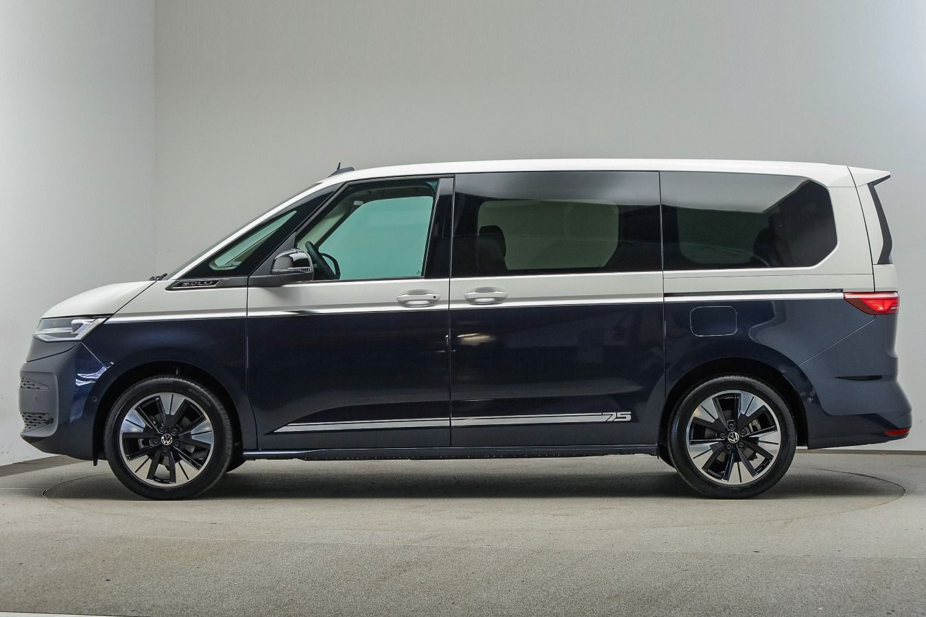 Volkswagen T7 Multivan - Bild 3