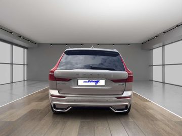 Volvo XC60 B5 AWD Plus Dark