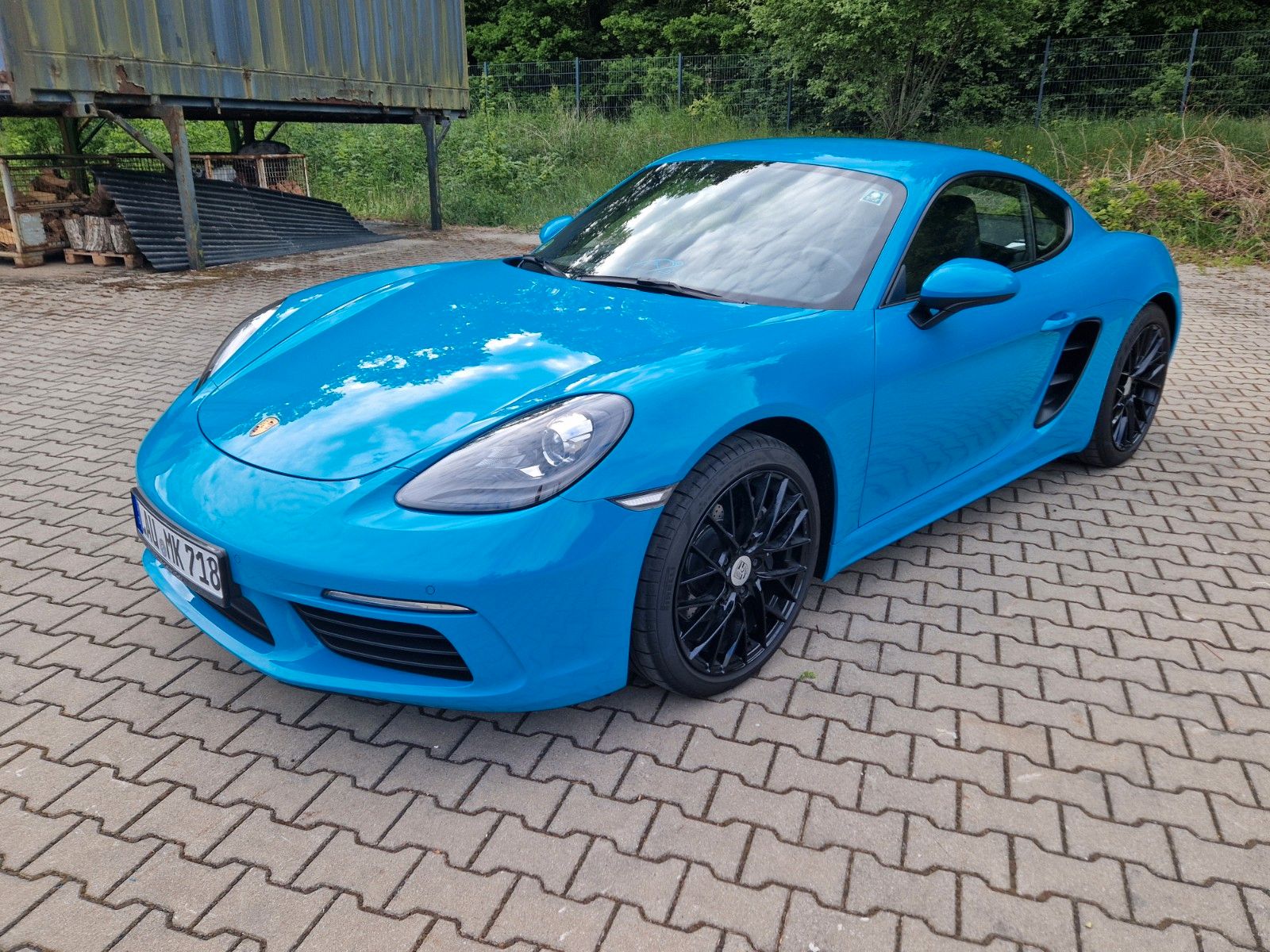 PORSCHE Cayman